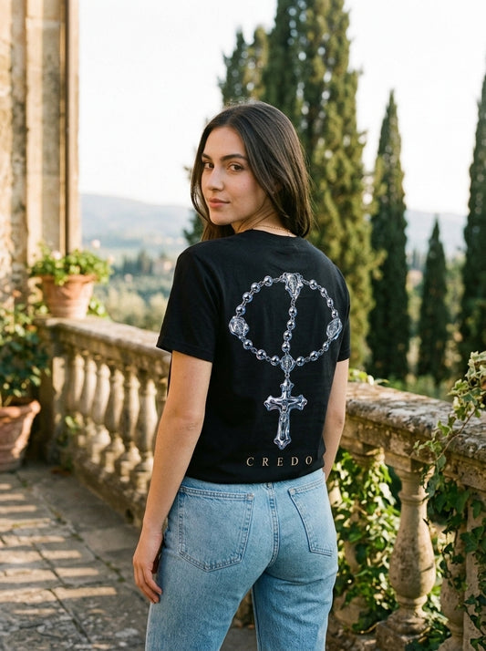 Credo model — Rosary Tee (Women)